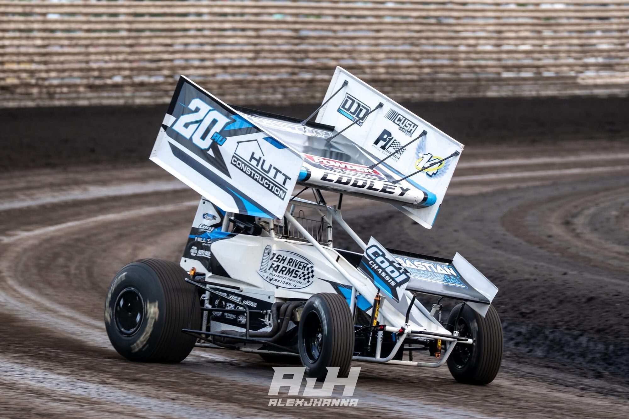The #20 sprint car sponsored by Ash River Farms